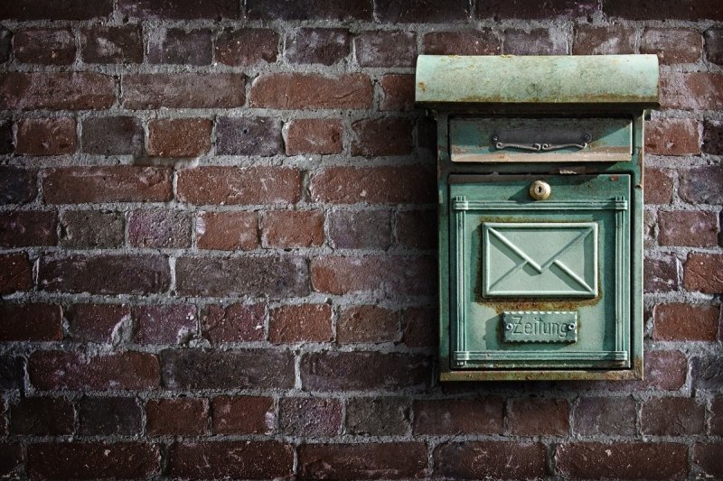 Старинный почтовый ящик
