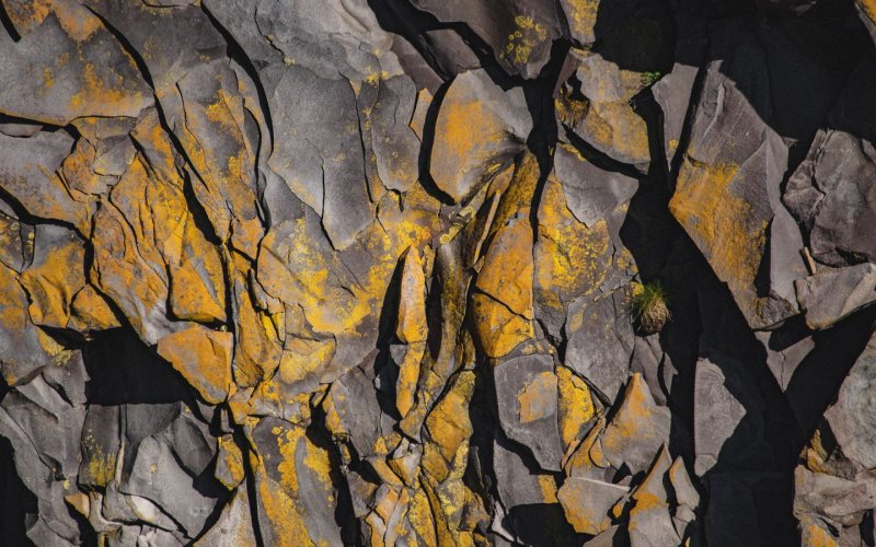 Скальный рельеф