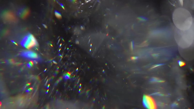 Радужные блики от стекла