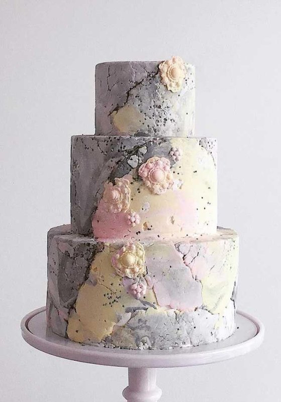 Мраморный декор торта