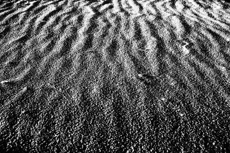 Черный песок