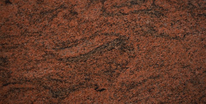 Балморал ред гранит