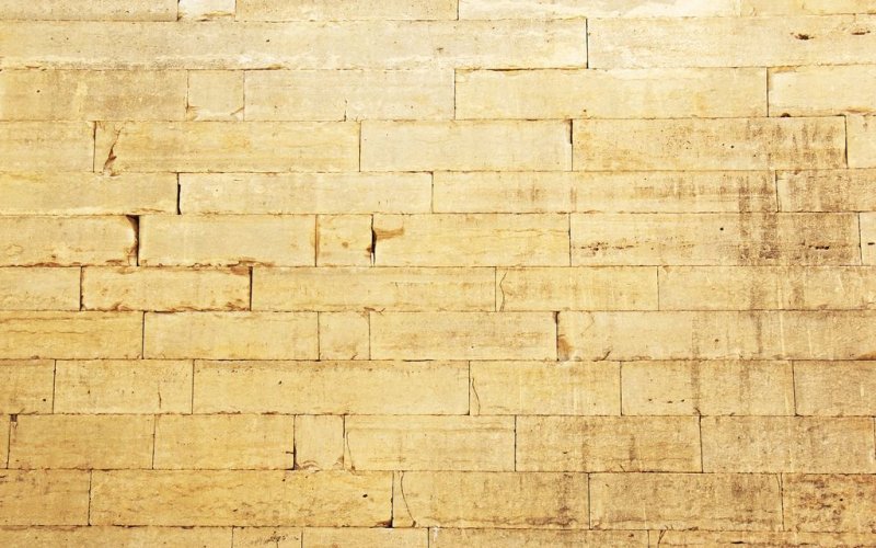 Древняя стена