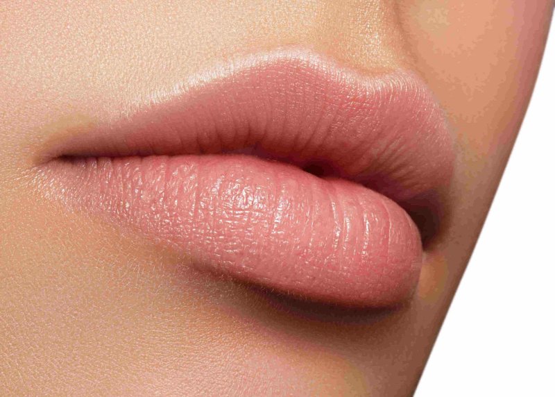 Красивые губы