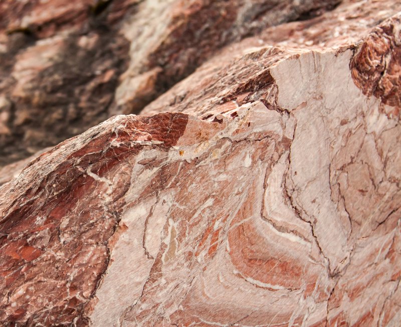 Мраморизированный известняк