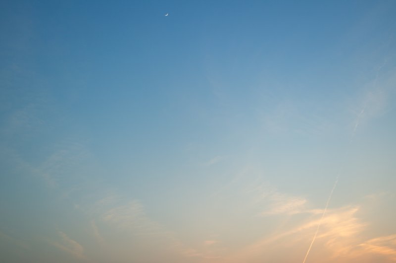 Безоблачное небо