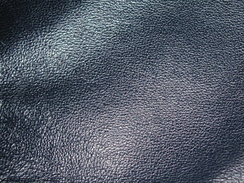 Черная кожа