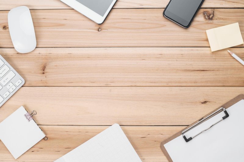 Письменный стол сверху