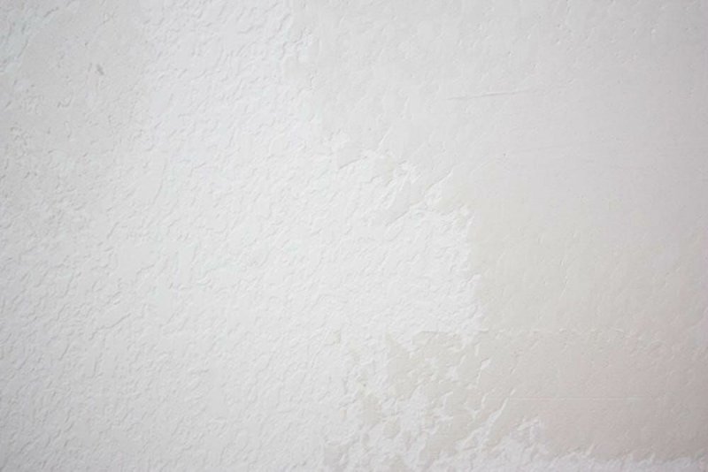 Белая штукатурка