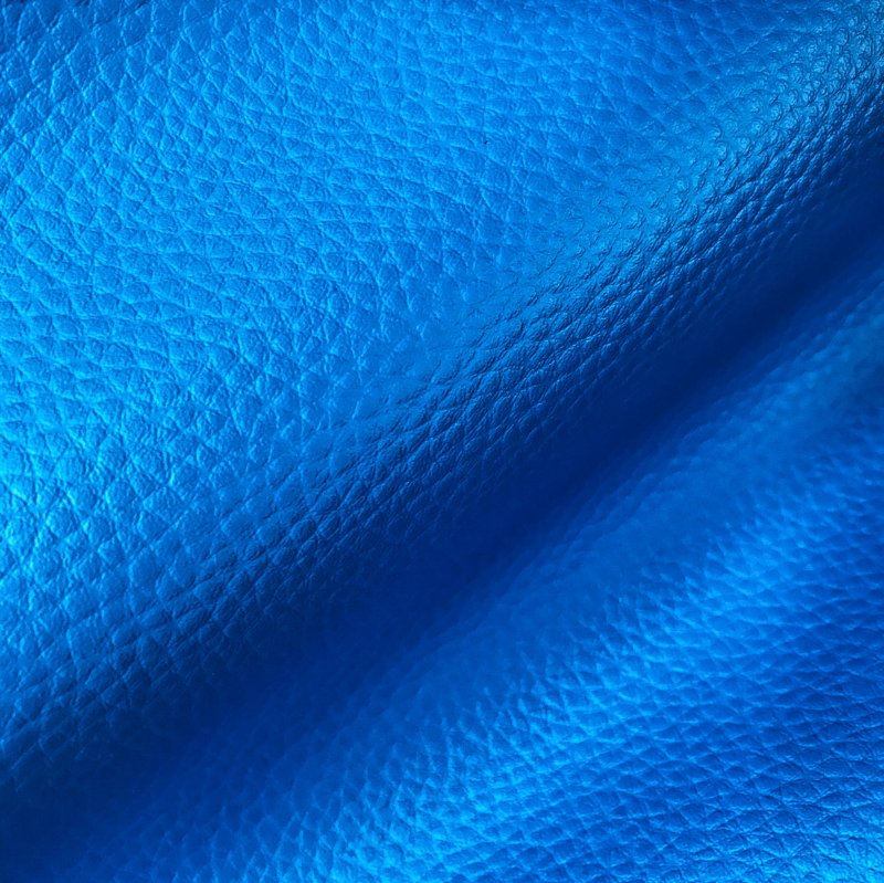 Голубая искусственная кожа
