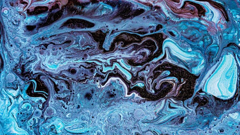 Разводы на воде