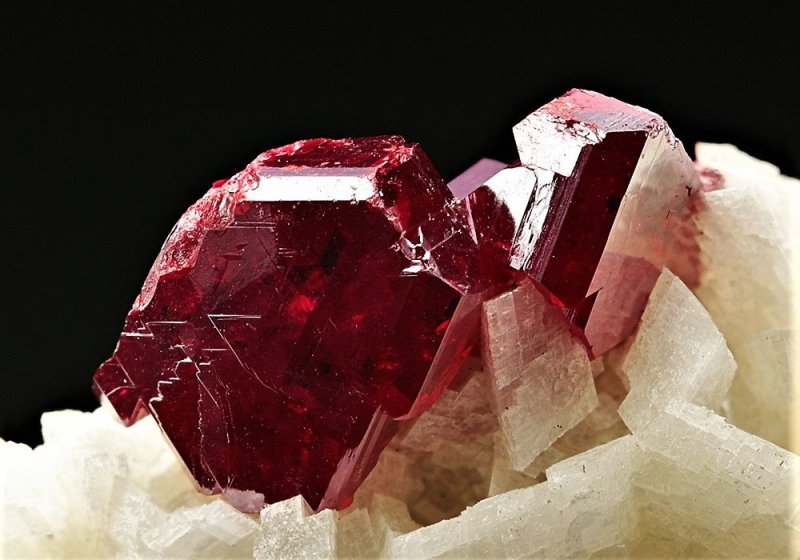 Кристаллы Киновари