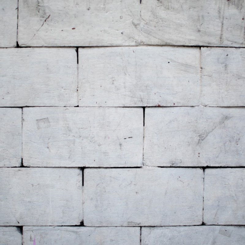 Стена из блоков