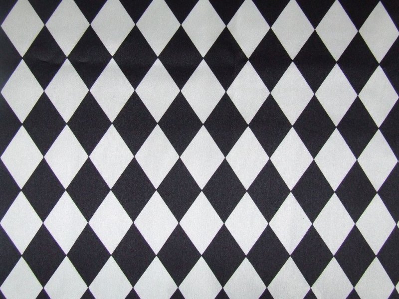 Черно белые ромбы