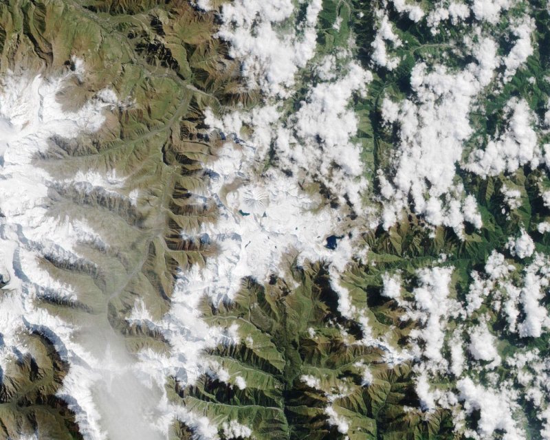 Земля - вид сверху