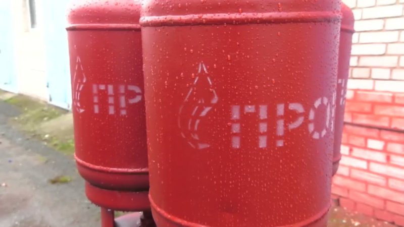 Горящий газовый баллон