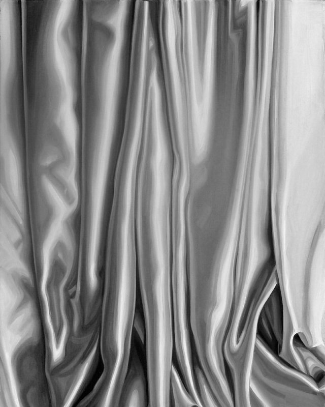 Серые атласные шторы