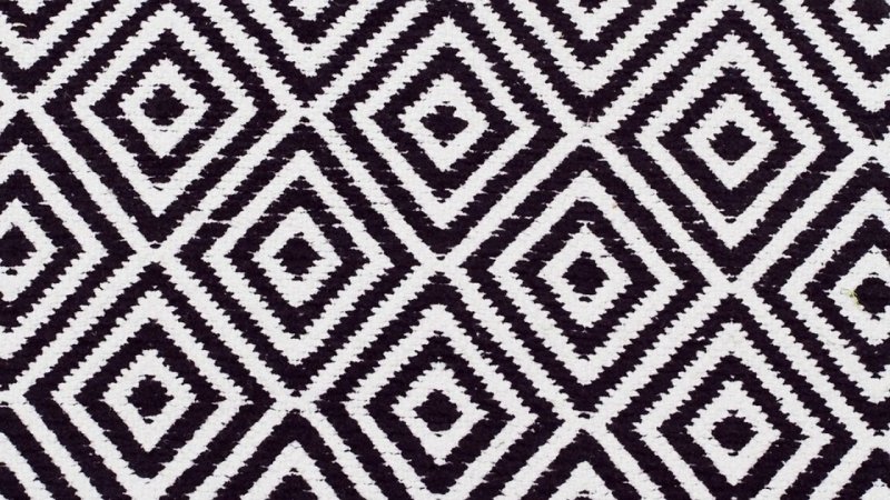 Ткань с геометрическим орнаментом