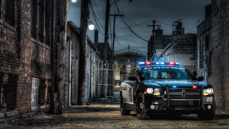 Додж Чарджер полиция