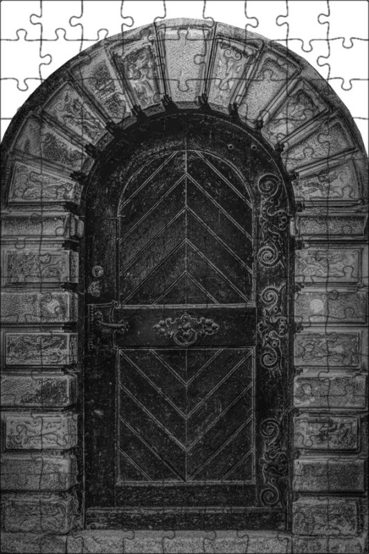 Старинная дверь