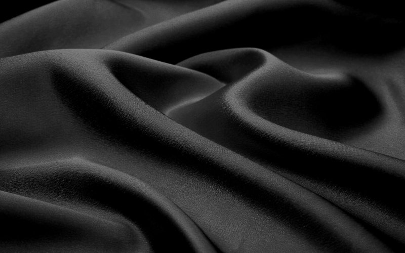 Черная ткань