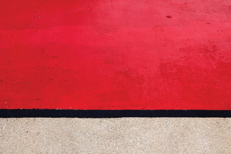 Красный бетон