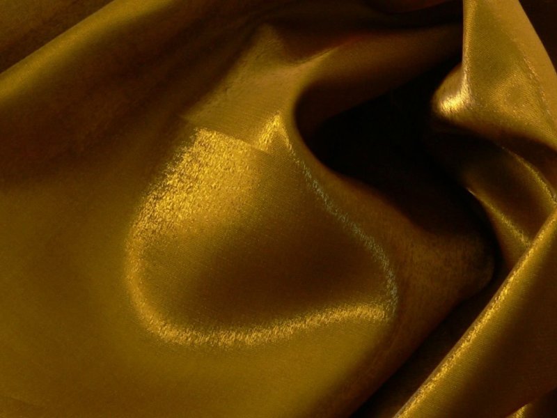 Золотая ткань