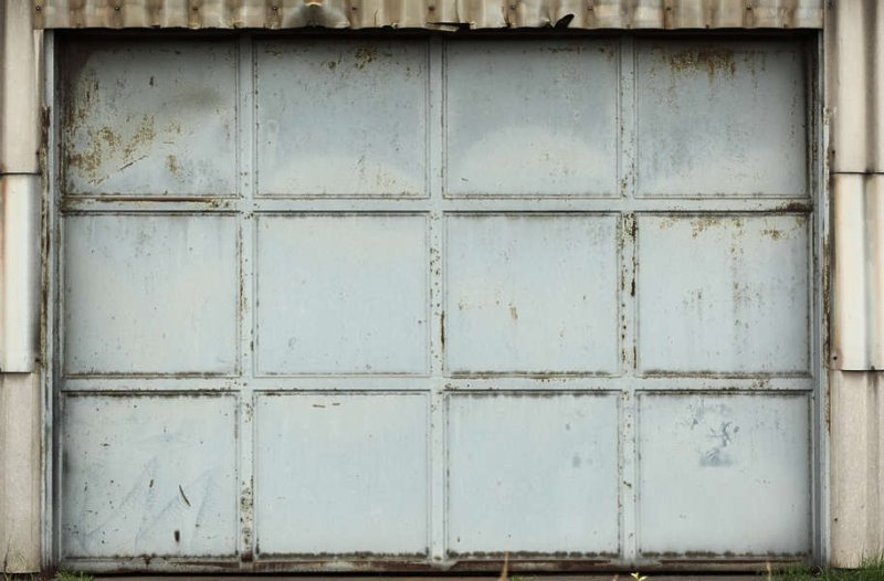 Ворота гаража текстура