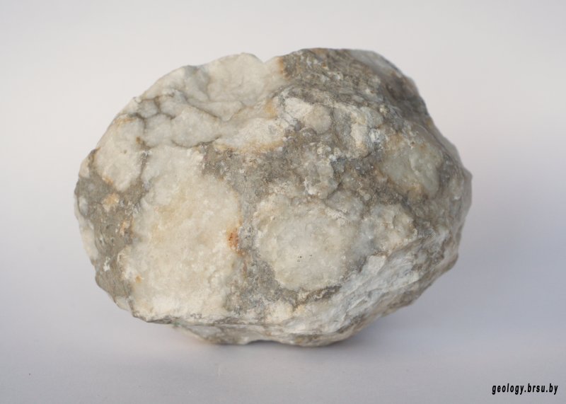 Ангидрит минерал