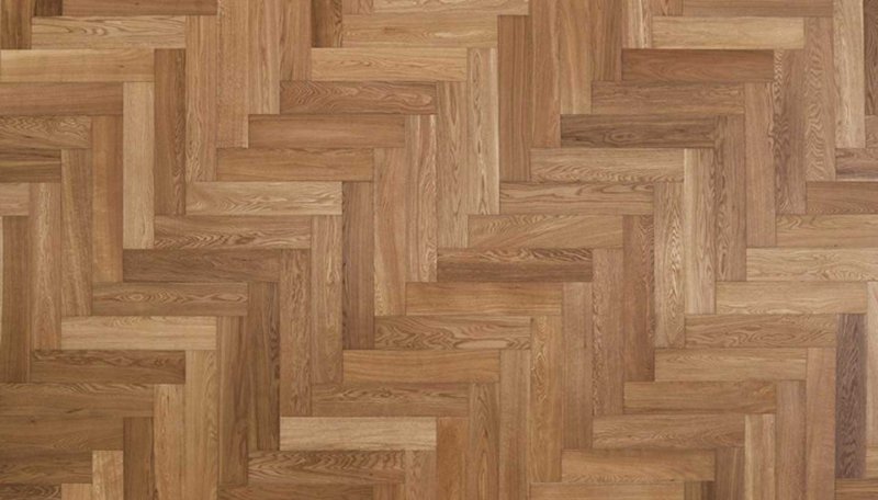 Паркет французская елка дуб натур