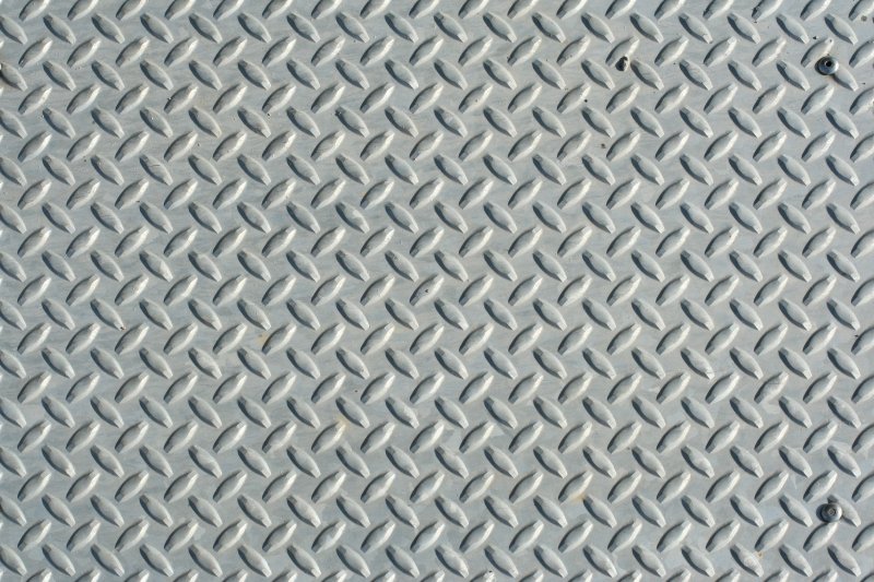 Металлический лист с рельефом