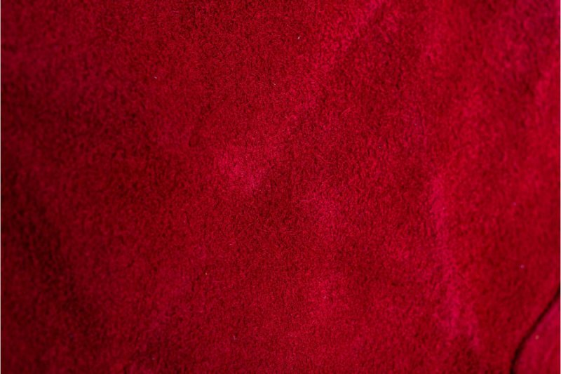 Красный велюр